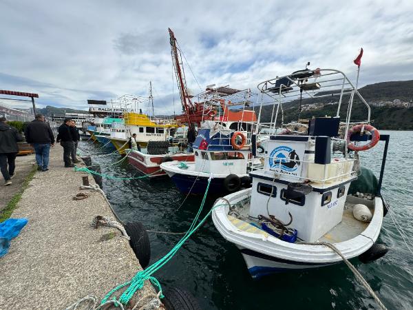 FİLYOS’TAKİ LOJİSTİK GEMİLERİ, AMASRA