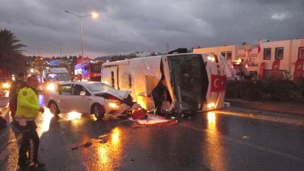 Fırat AKAY/ BODRUM(Muğla),(DHA)-MUĞLA’da devrilen midibüse