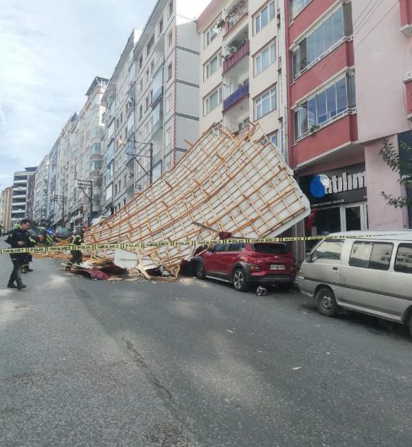 Hakan KABAHASANOĞLU/GİRESUN,(DHA)- GİRESUN’da fırtına