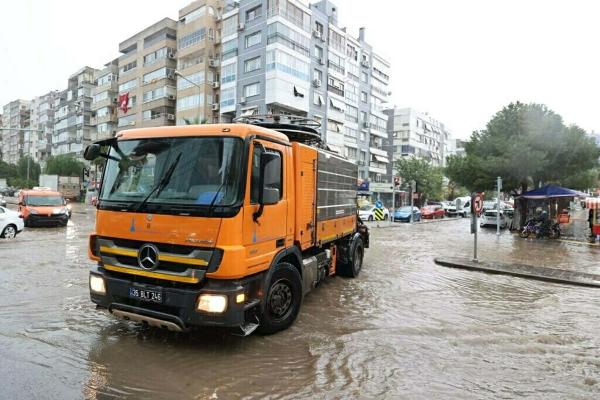 İZMİR’DE METREKAREYE 58,5 KİLOGRAM