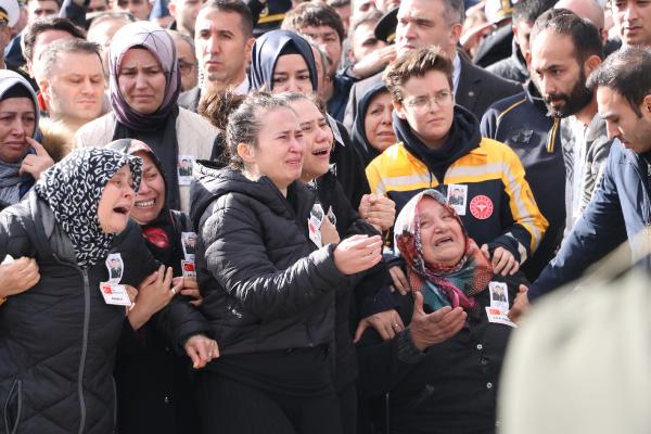 Umutcan ÖREN- Emirhan YÜZÜGÜLDÜ/ANKARA,