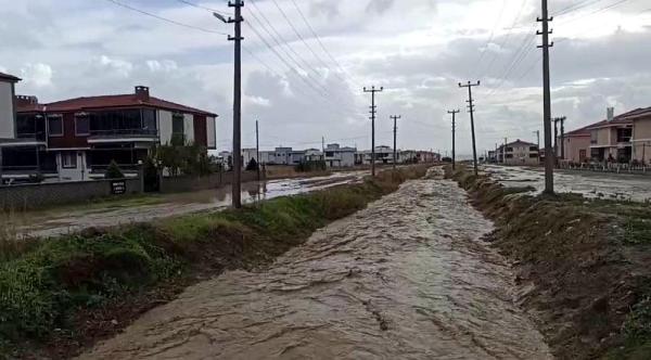 ŞARKÖY’DE SAĞANAK Tekirdağ’ın Şarköy