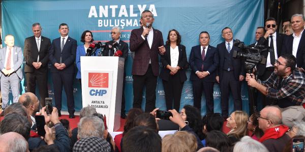 PARTİLİLERE HİTAP ETTİ Kurultay