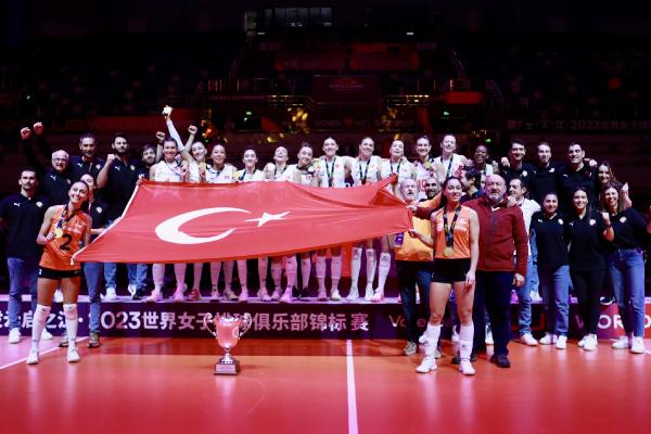 Eczacıbaşı Dynavit – VakıfBank