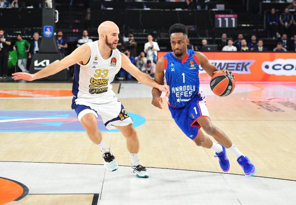 Anadolu Efes – Fenerbahçe