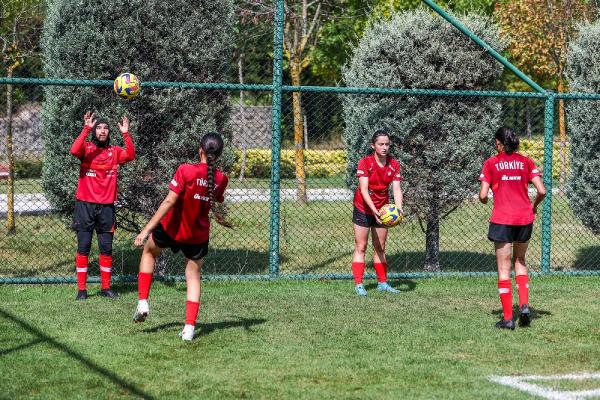 İSTANBUL, (DHA) Türkiye Futbol