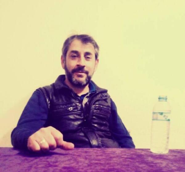 Furkan KAVUKLU/KAYSERİ, (DHA)-KAYSERİ’de kaldırımda