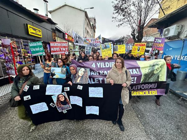 GÜLİSTAN İÇİN YÜRÜDÜLER Kendisinden