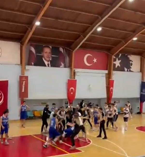 Yavuz YILMAZ/BURSA, (DHA)-BURSA’da U16