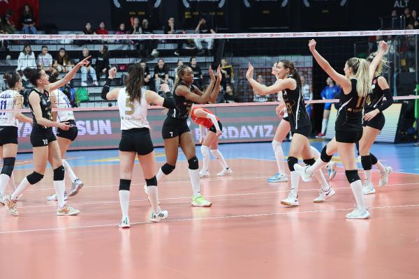 İSTANBUL, (DHA)- SALON: VakıfBank