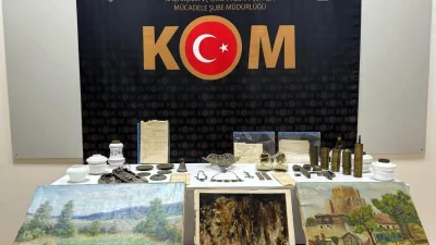 Samsun’da Polis Uygulamasında Çeşitli Tarihi Eserler Ele Geçirildi