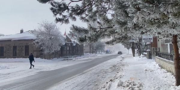 Dinçer AKTEMUR/ARDAHAN, (DHA)-ARDAHAN’da son