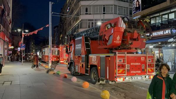 Murat KORKMAZ/İSTAMNBUL, (DHA)-KADIKÖY’de  4