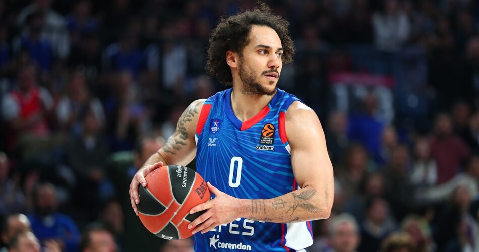 Yıldız oyuncu Shane Larkin,