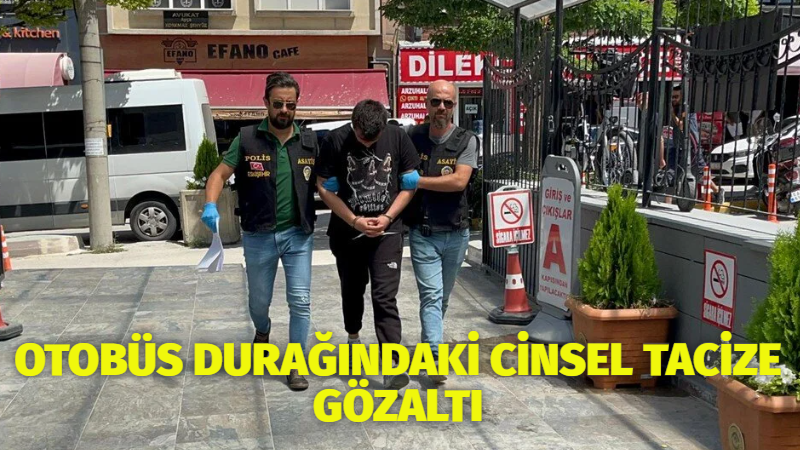 Eskişehir’de bir otobüs durağında